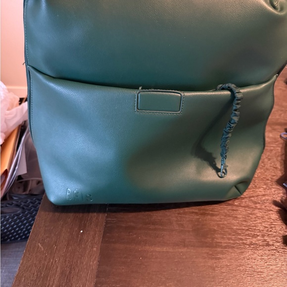 BEIS Handbags - BEIS WICKED Green Leather Backpack